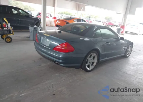 2004 Mercedes-Benz Sl 500 z USA, uszkodzony, nr VIN WDBSK75F54F070555
